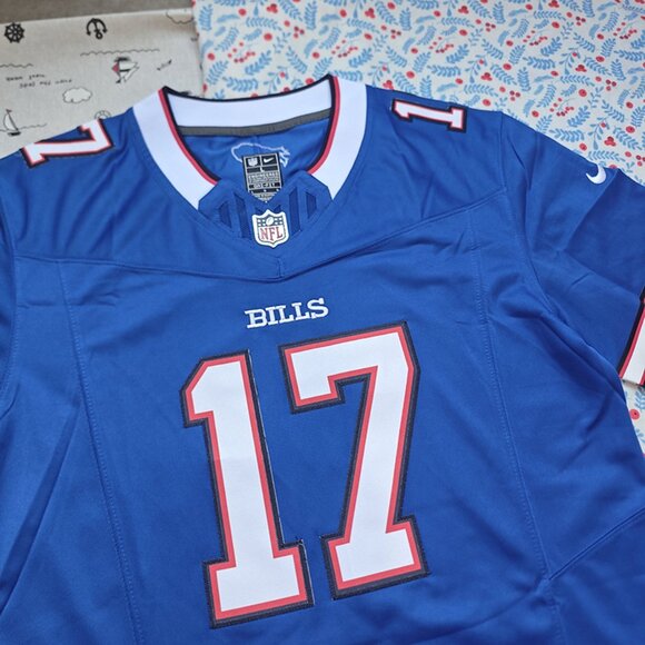 Buffalo Bills Josh Allen Jersey No. 17 - Picture 3 of 6